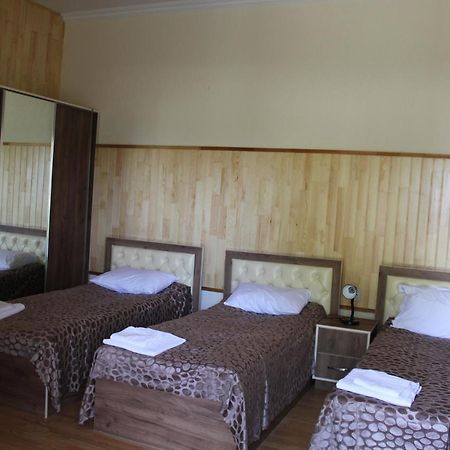 Golden Tree Hotel Oghuz Bagian luar foto