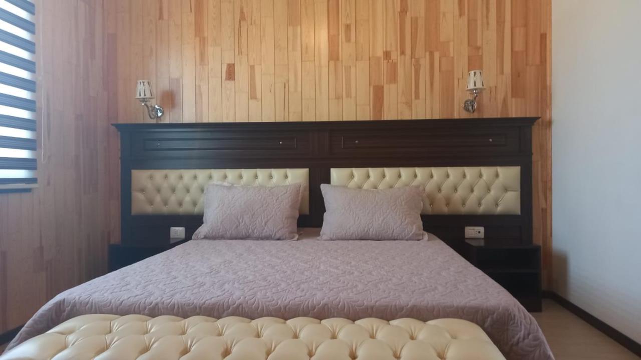 Golden Tree Hotel Oghuz Bagian luar foto